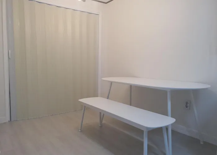 3, Near Hongik Univ For Family 2nd Floor * ソウル特別市